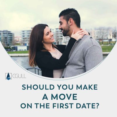 Banner-Should-You-Make-a-Move-on-the-First-Date
